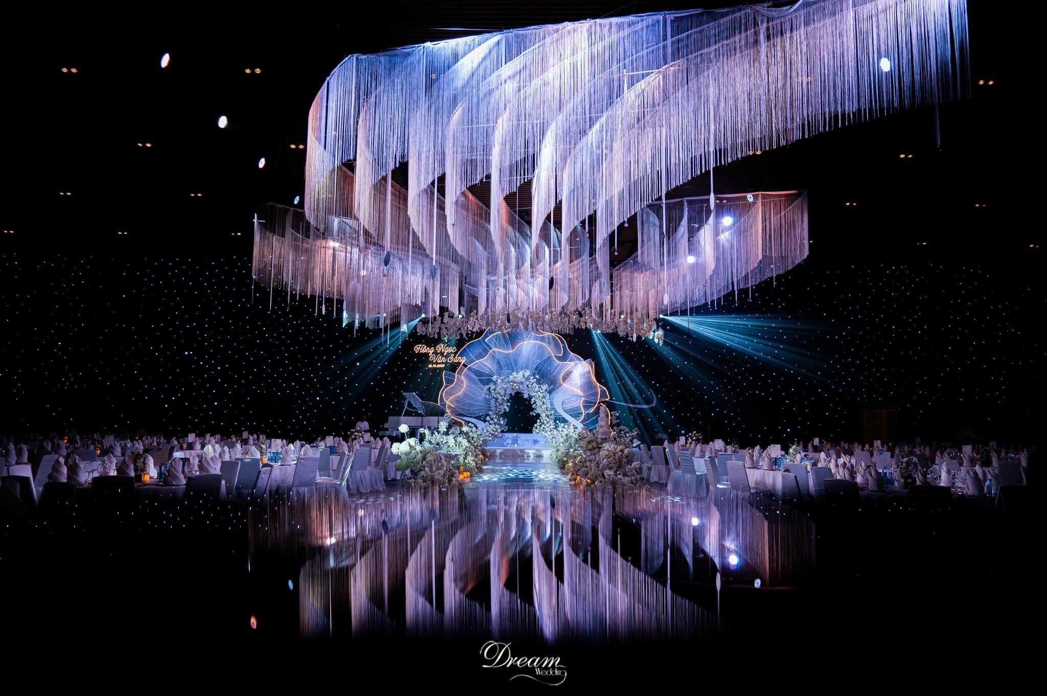 Concept Hồng Ngọc - Văn Sang