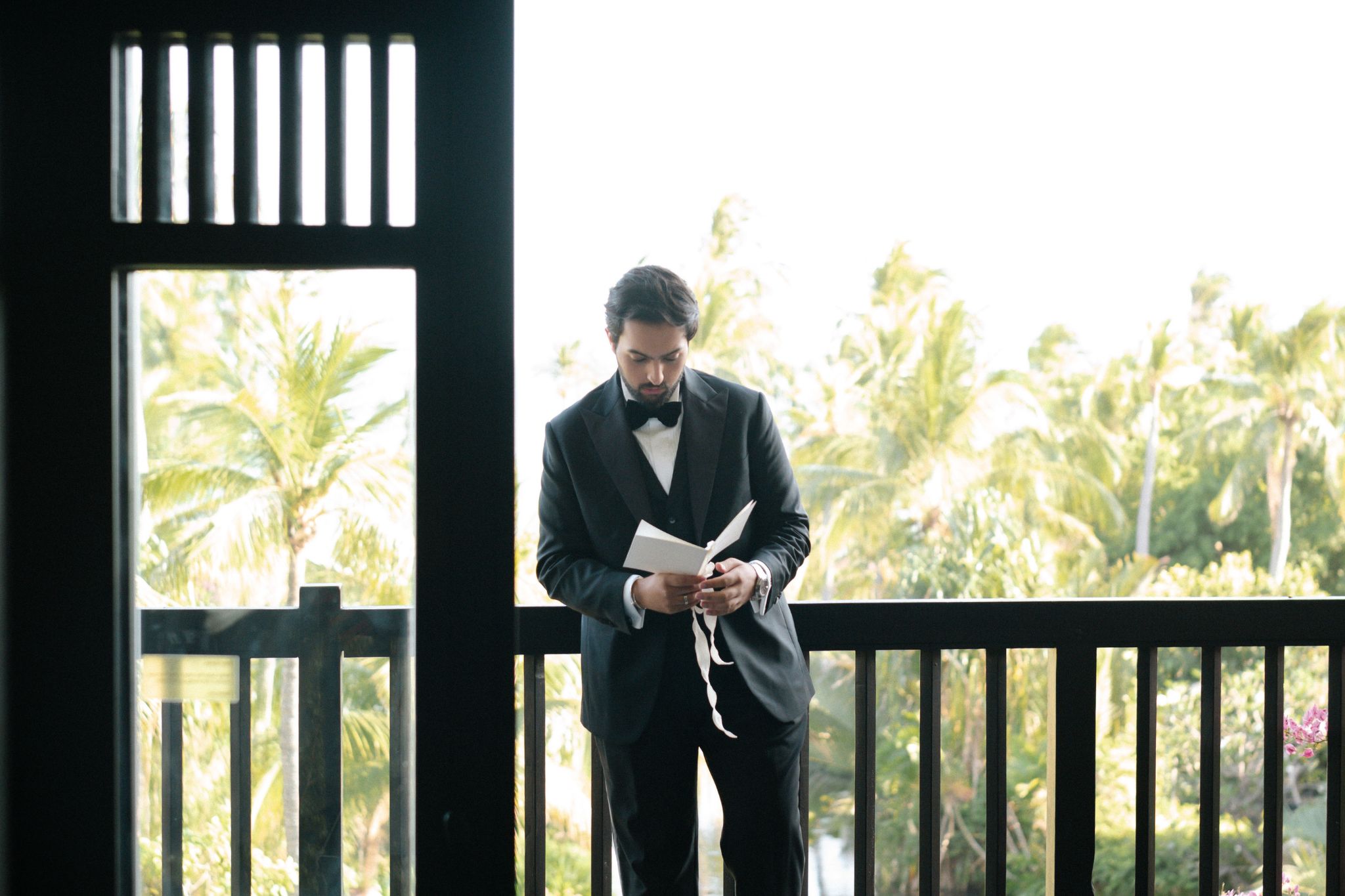 NGHỆ THUẬT VIẾT LỜI THỀ NGUYỆN (THE VOW): ĐIỂM NHẤN CẢM XÚC CHO TIỆC CƯỚI