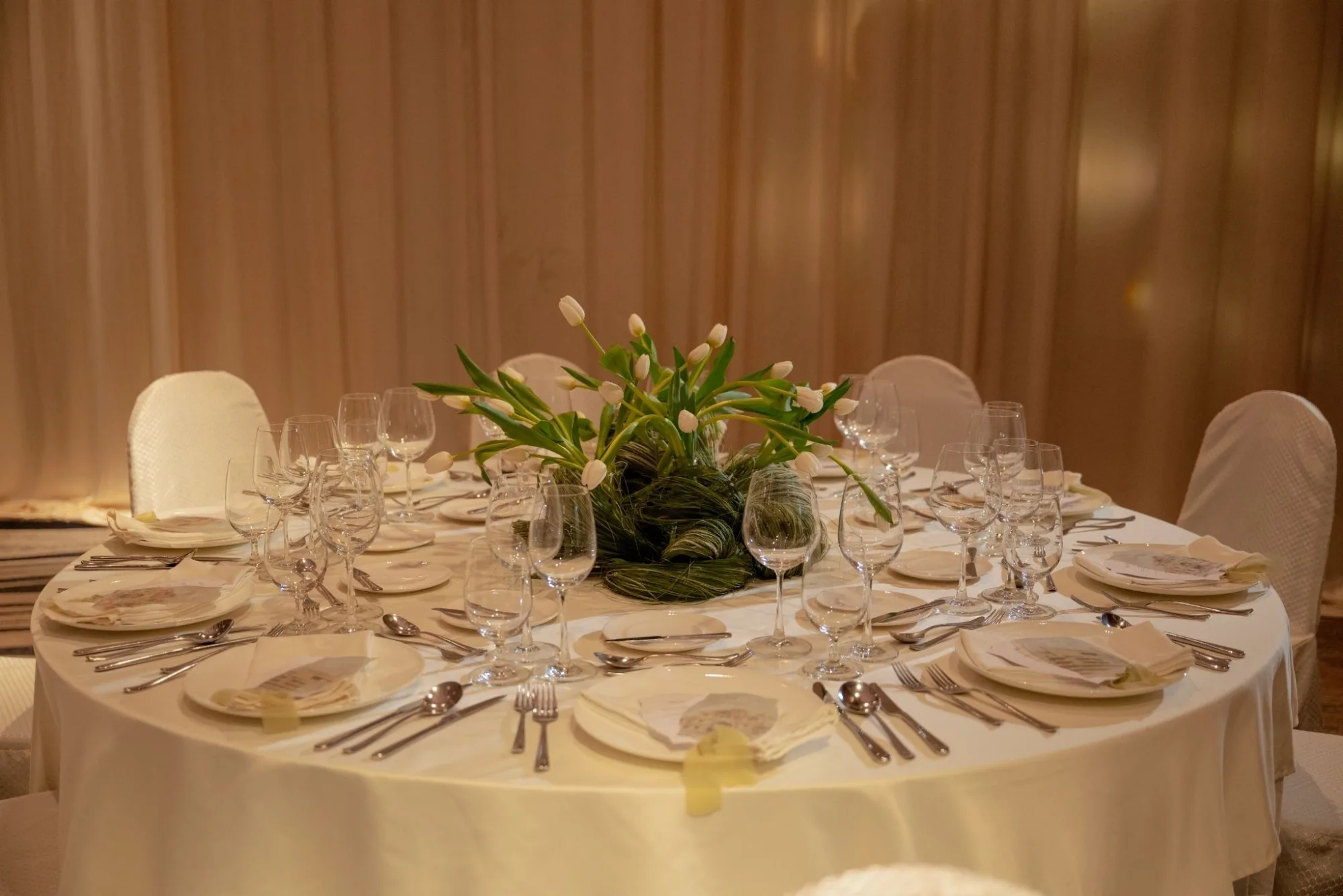 THE ART OF TABLESCAPES: SỰ SANG TRỌNG VÀ TINH TẾ TRONG TỪNG CHI TIẾT