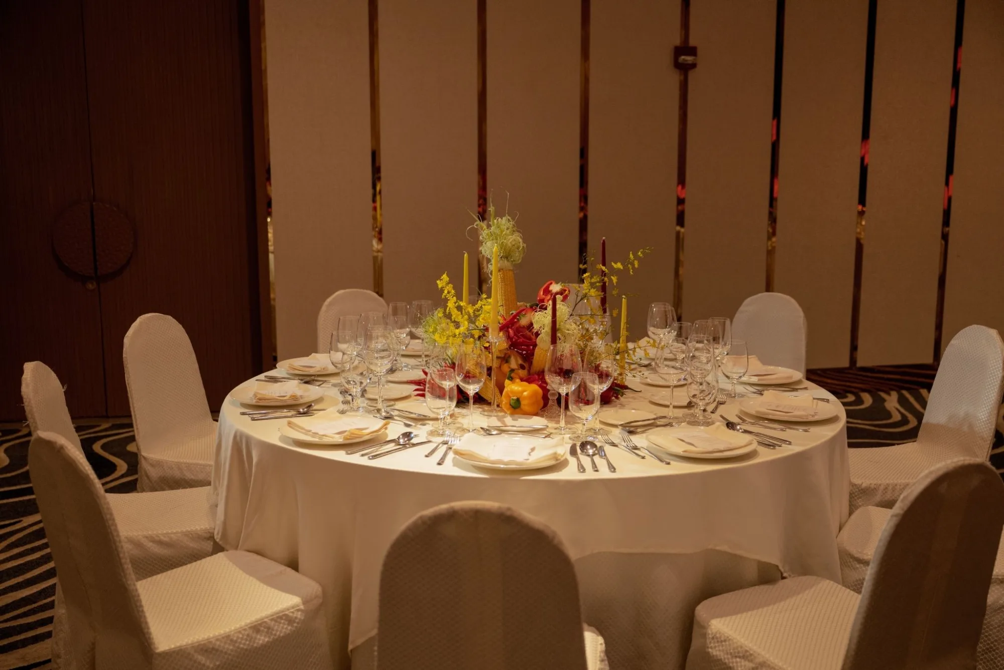 THE ART OF TABLESCAPES: SỰ SANG TRỌNG VÀ TINH TẾ TRONG TỪNG CHI TIẾT