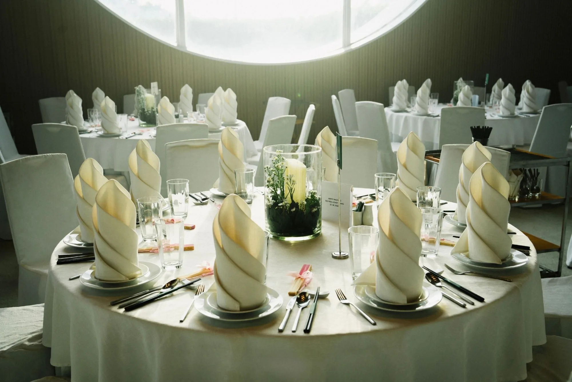 THE ART OF TABLESCAPES: SỰ SANG TRỌNG VÀ TINH TẾ TRONG TỪNG CHI TIẾT