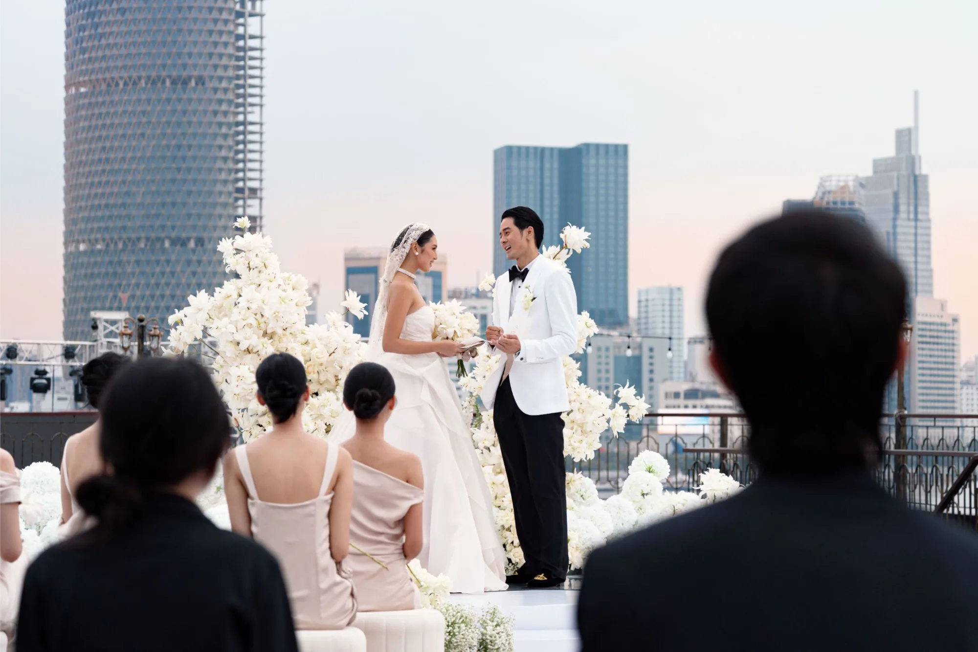 DESTINATION WEDDING: KHI ĐÁM CƯỚI TRỞ THÀNH MỘT HÀNH TRÌNH