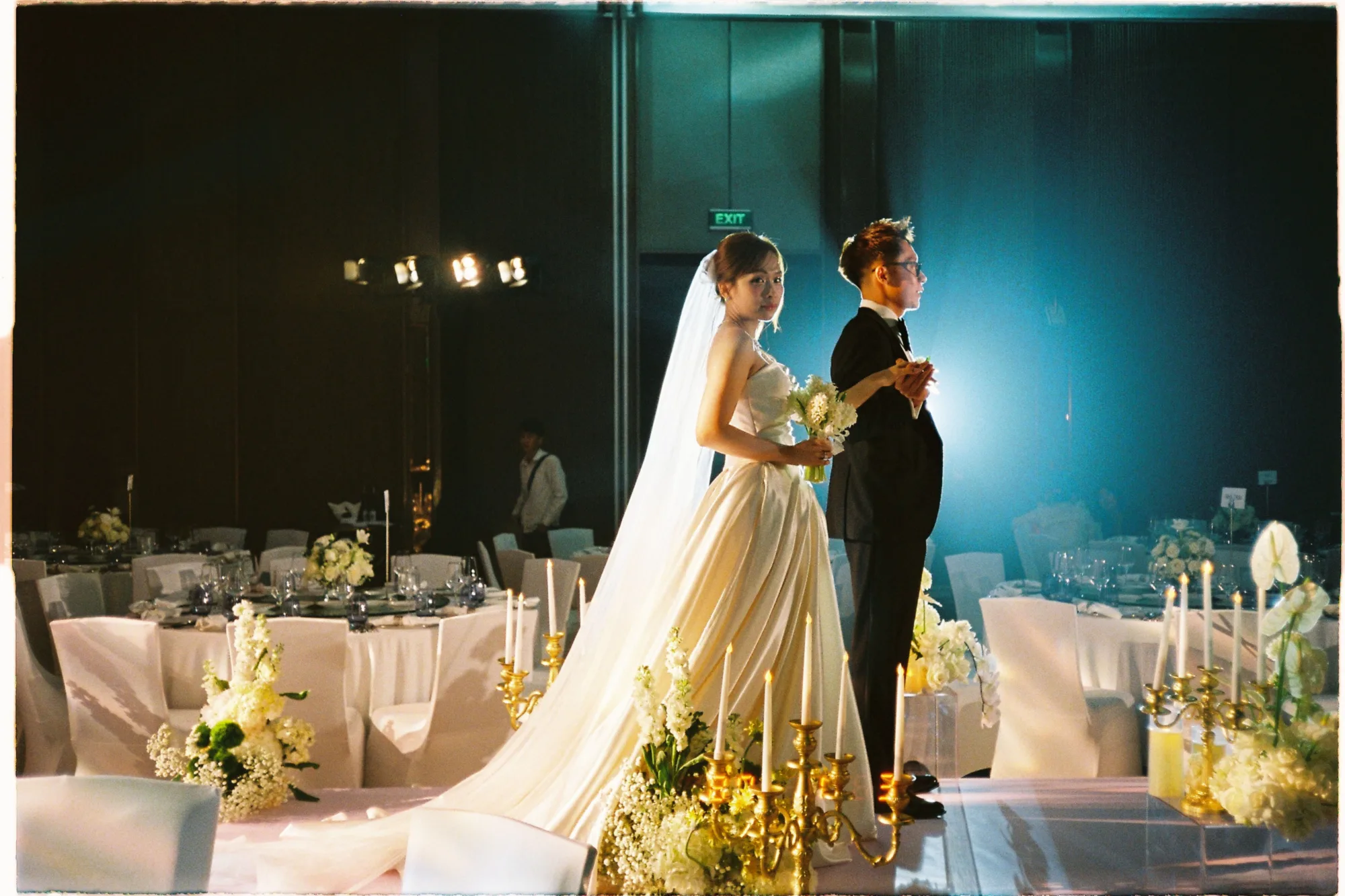 DOCUMENTARY & FILM WEDDING PHOTOGRAPHY: XU HƯỚNG CHỤP CƯỚI 2026