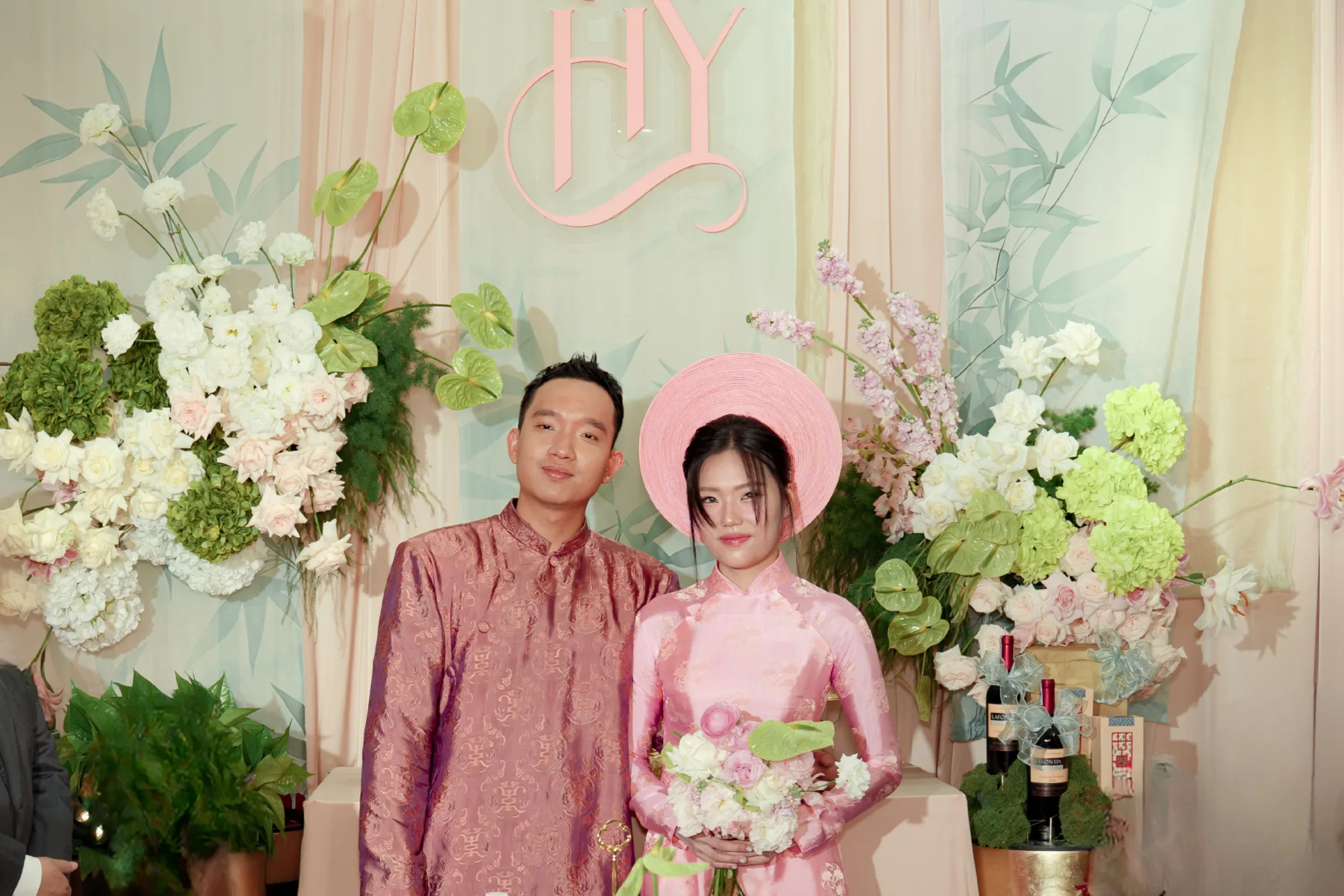 "Silken Symphony Pink Version" - Concept gia tiên hồng khúc: Bản Hoà Ca Của Tình Yêu