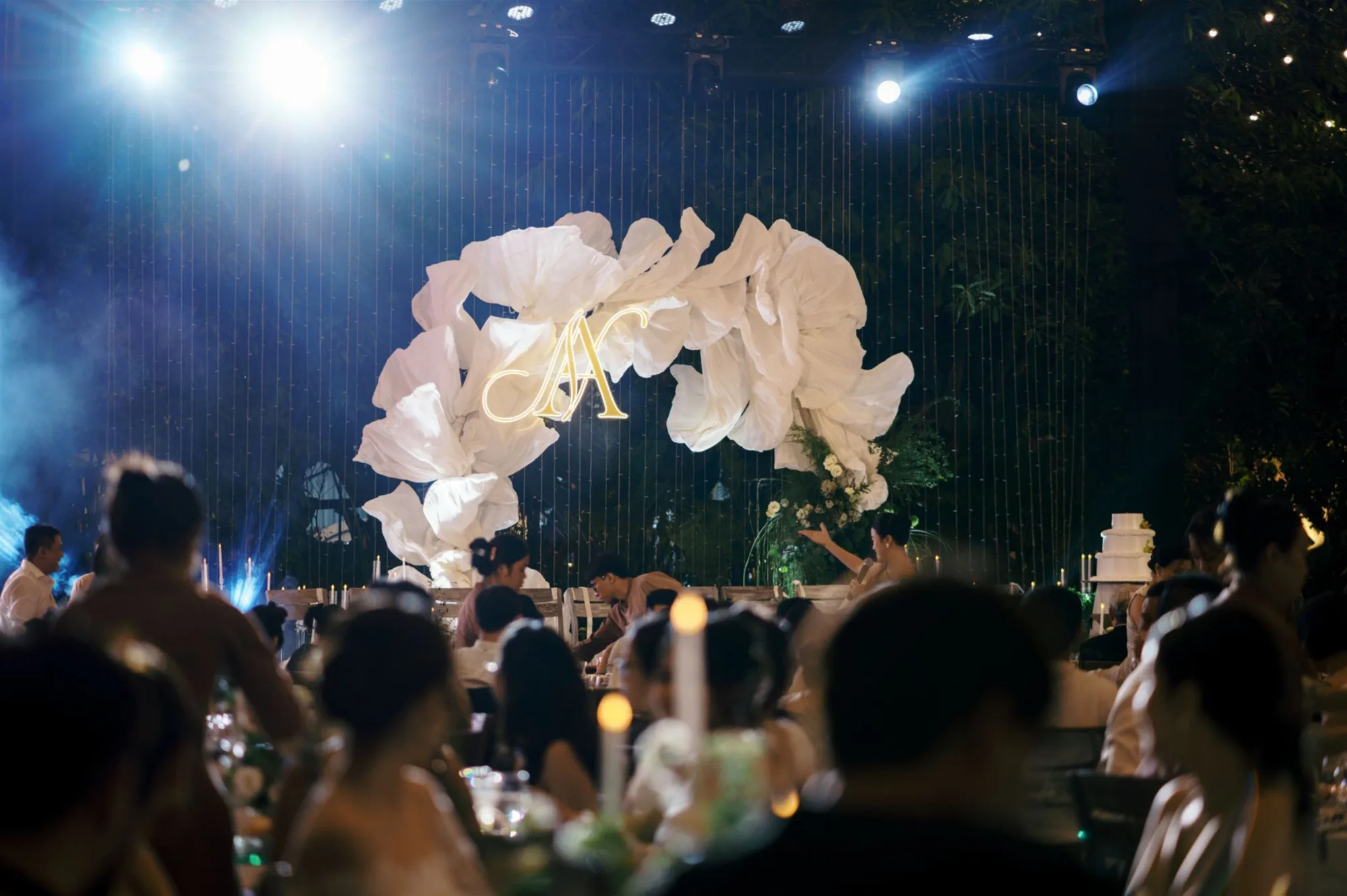 DESTINATION WEDDING: KHI ĐÁM CƯỚI TRỞ THÀNH MỘT HÀNH TRÌNH