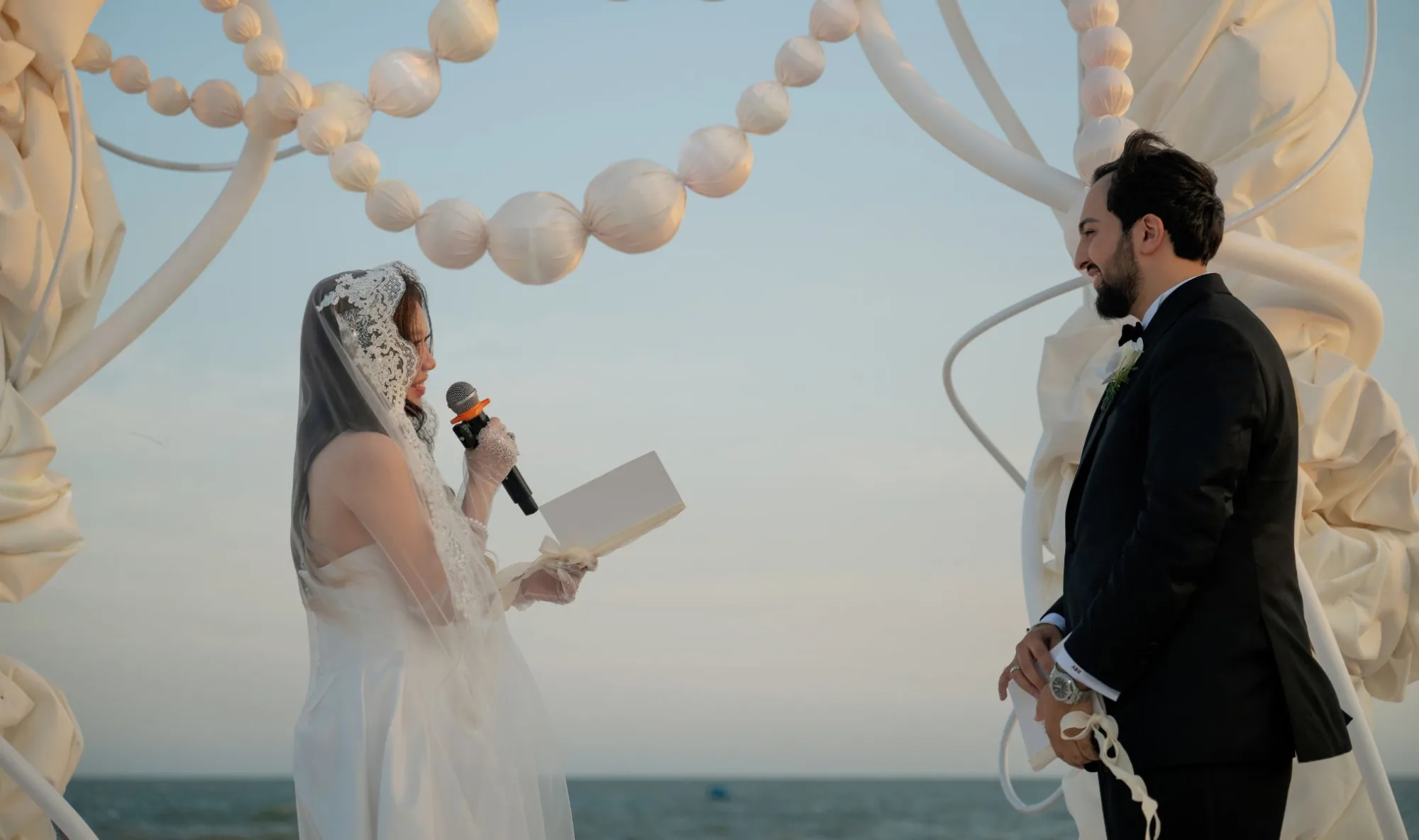 NHỮNG ĐIỀU LÀM CHO DESTINATION WEDDING TRỞ NÊN ĐẶC BIỆT