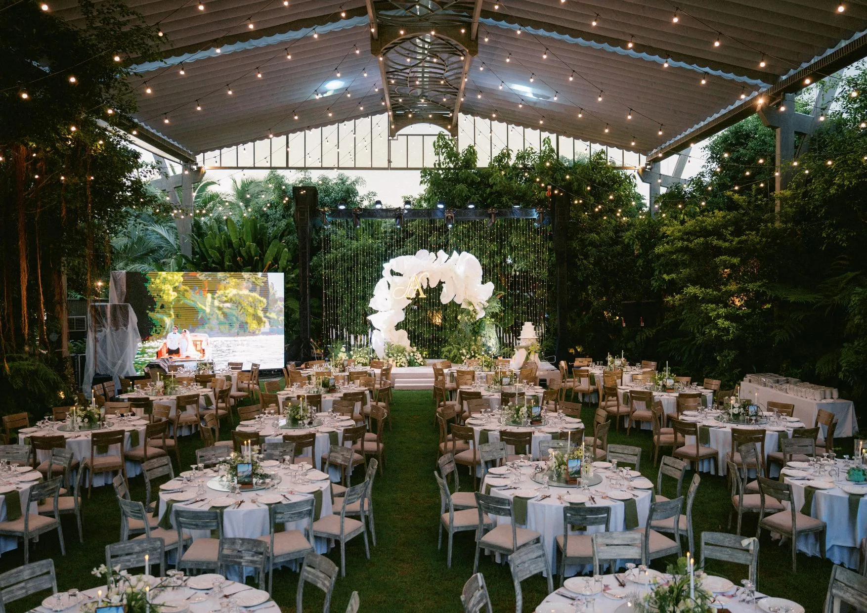 THẾ NÀO LÀ MỘT "WEDDING VENUE LÝ TƯỞNG"?