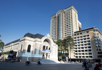 Caravelle Hotel Ho Chi Minh City Saigon Vietnam 08/02/2010
Caravelle Hotel 
http://www.caravellehotel.com tele +848 3823 4999
Photo Roger Parker